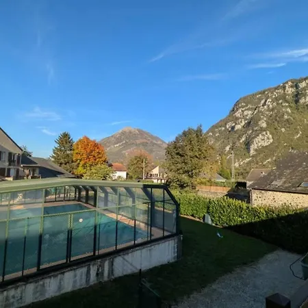 Cocon Ossalois Avec Piscine
